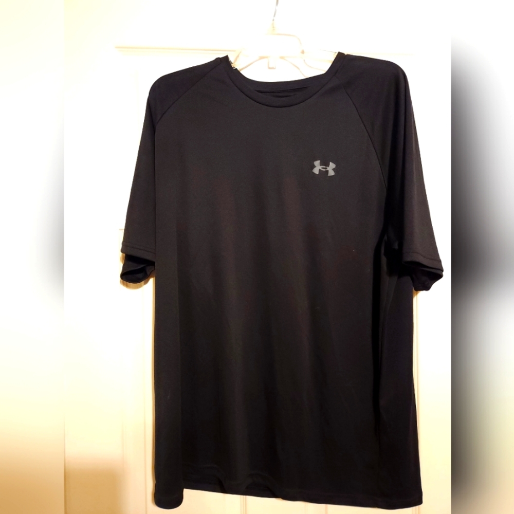 Under Armour Black Short Sleeve Performance Tee Polyester